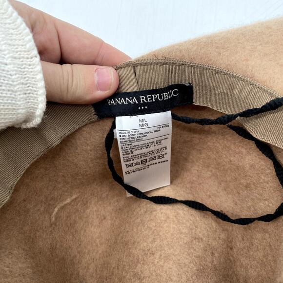 Banana Republic felt Fedora Neutral hat - Picture 5 of 7